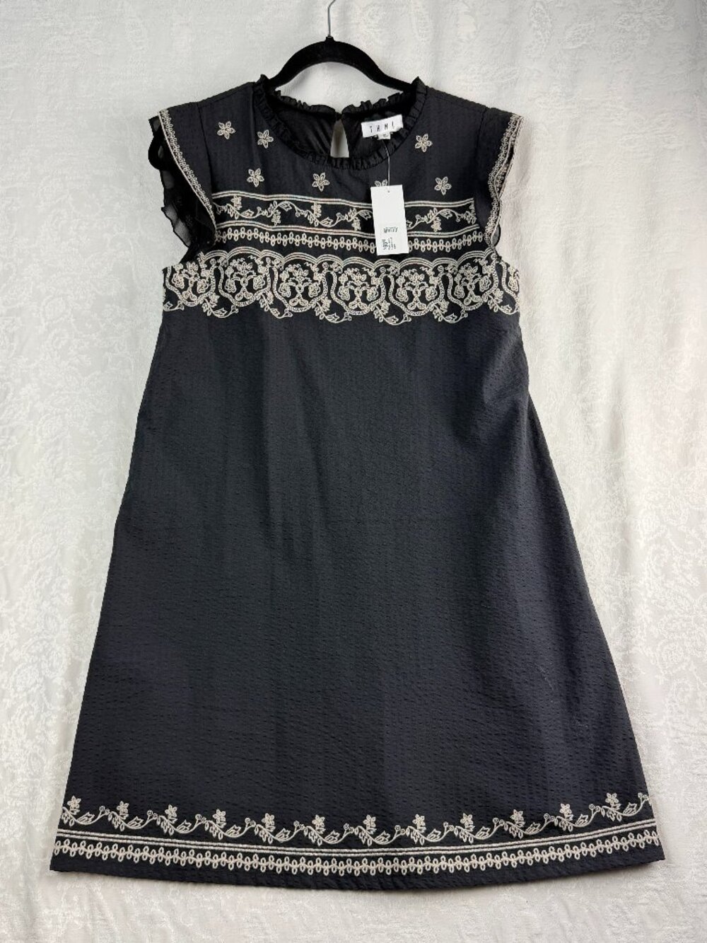 THML Women's Medium Black Embroidered Boho Tunic Dress A-Line Beautiful NEW